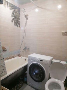 2-к квартира, 4/5 эт., 42м²