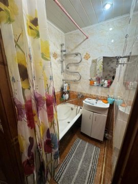 2-к квартира, 5/5 эт., 45м²